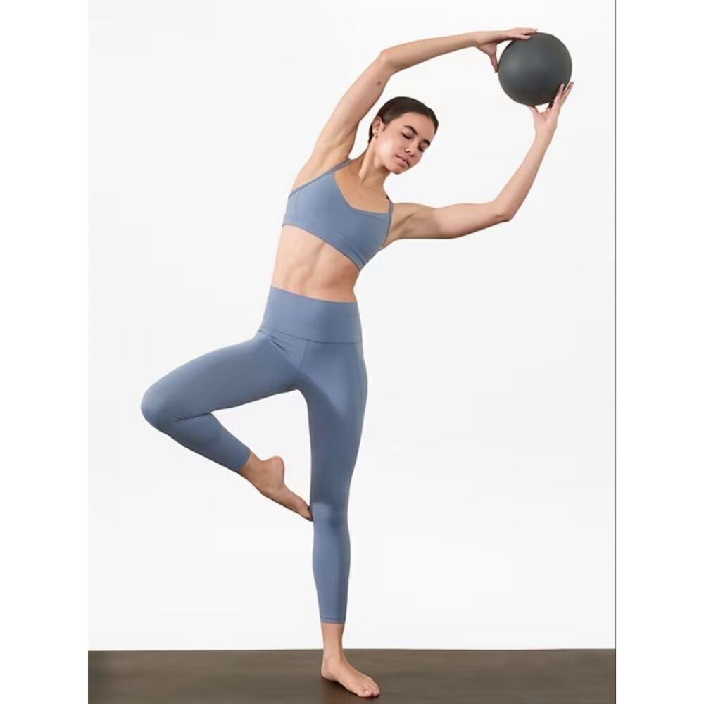 Athleta Salutation Stash Pocket II 7/8 Leggings Size Large Shadow Blue *531321